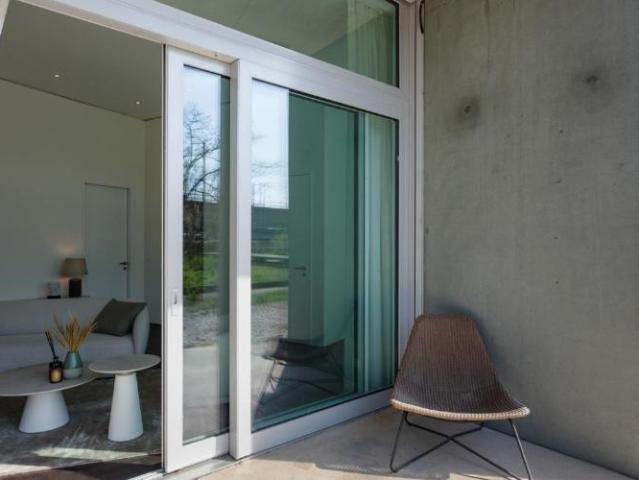 Wohnung kaufen in Einigen, Zürich