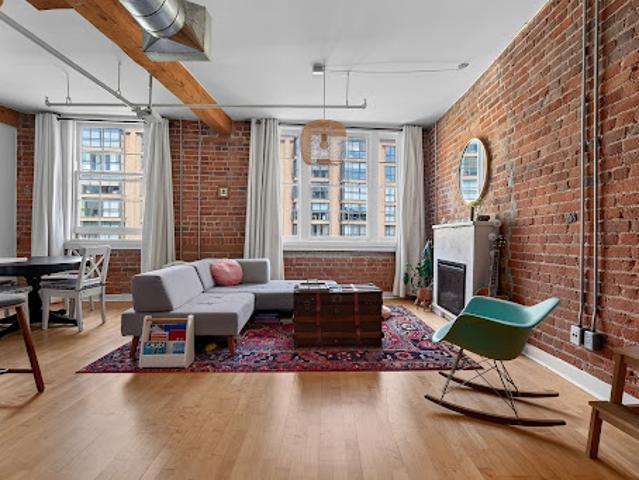 Loft for rent in Woburn, Ontario