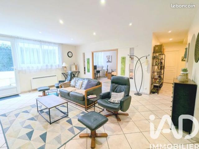 Appartement vente à Torcy, Brie-comte-robert