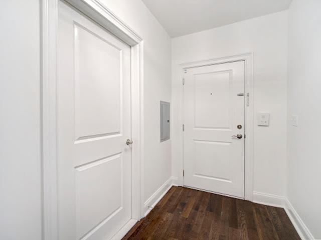 Apartment for sale in Newark, New Jersey