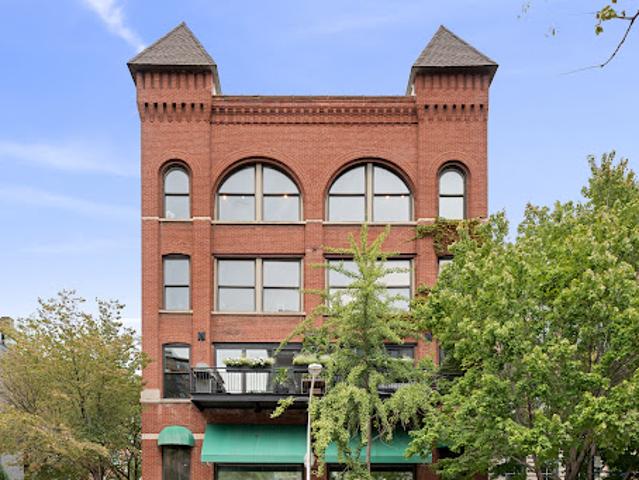 Apartment for sale in Chicago, Cook County