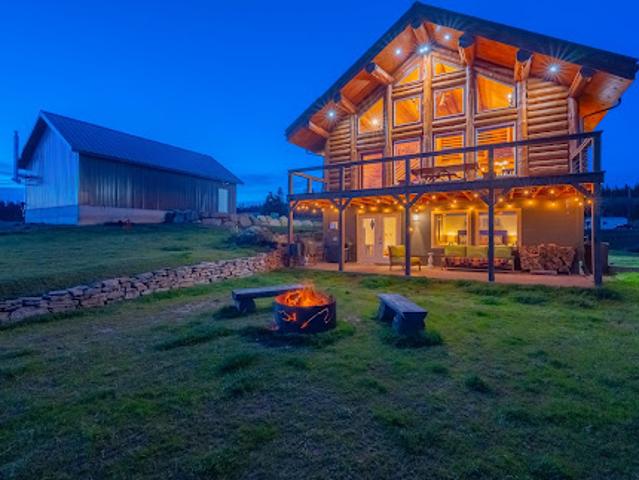 Apartment for sale in Lyle, Washington