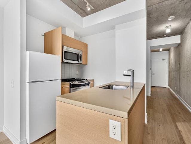 Loft for sale in Toronto, Golden Horseshoe