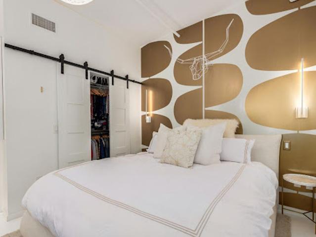 Apartment for sale in Scottsdale, Arizona