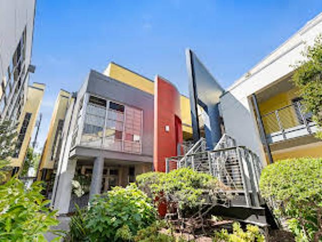 Apartment for sale in Emeryville