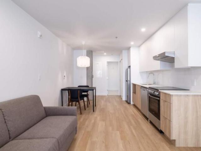 Apartment for rent in St. Leonard's, Quebec