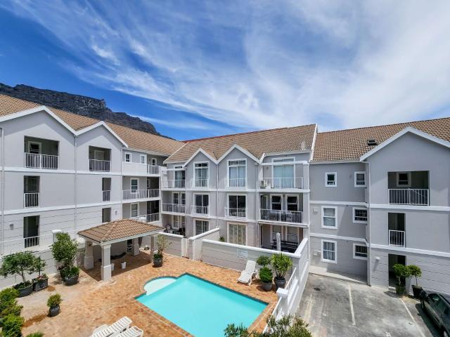 Apartment for rent in Cape Town Ward 77, Cape Town