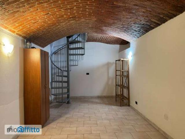 Appartamento in affitto a Municipio 9, Milano
