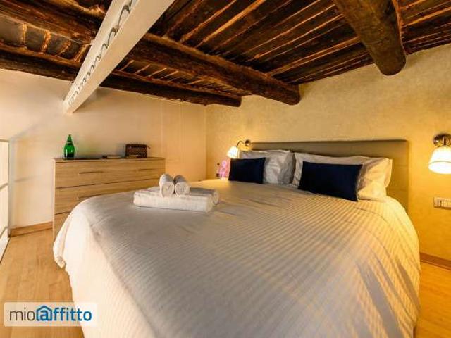 Appartamento in affitto a Municipalità 2, Campania