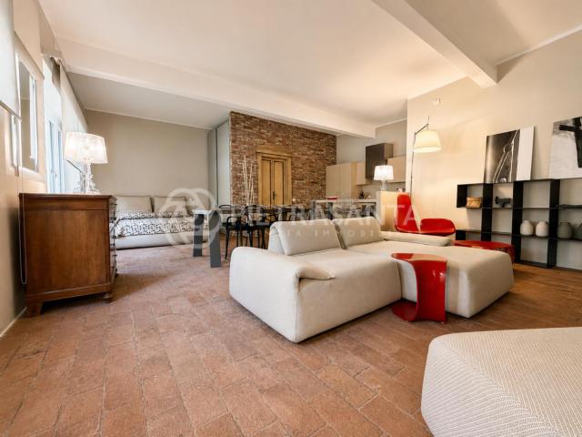 Loft in vendita a Arancio, Camaiore