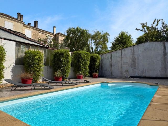 Maison vente à Cognac