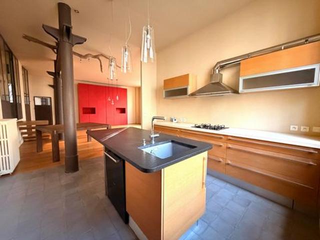 Appartement vente à Parking Place du Martroi, Orléans