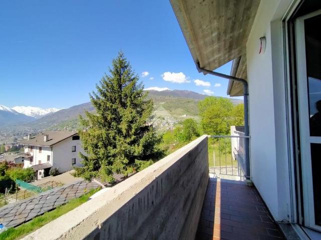 Appartamento in affitto a Porossan-Roppoz, Aosta