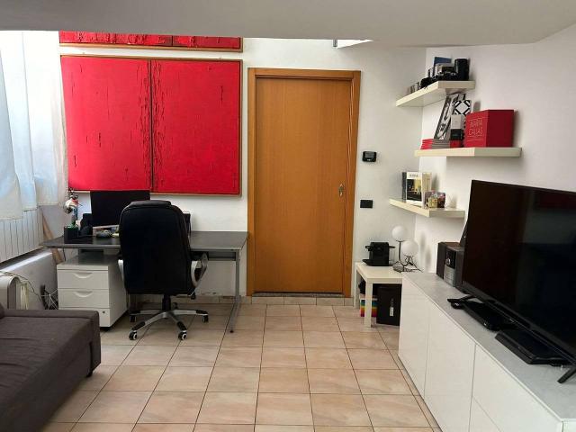 Loft in affitto a Municipio 9, Milano