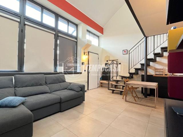 Loft in affitto a Ripamonti, Milano