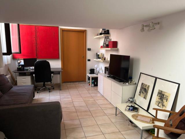 Loft in affitto a Municipio 9, Milano
