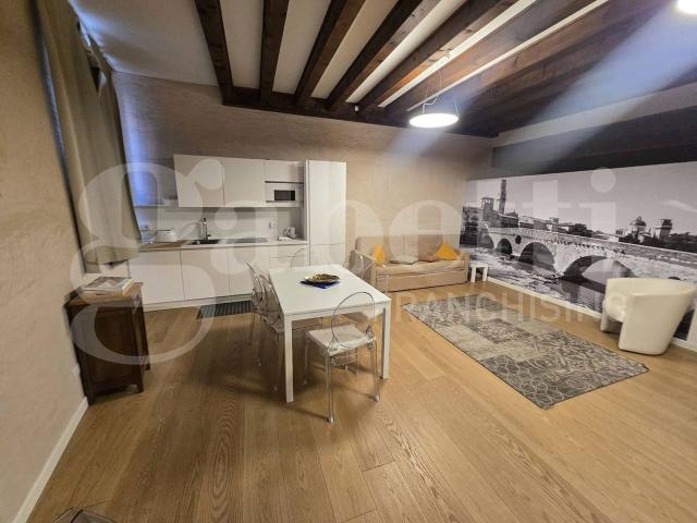 Loft in affitto a Centro storico, Brenzone
