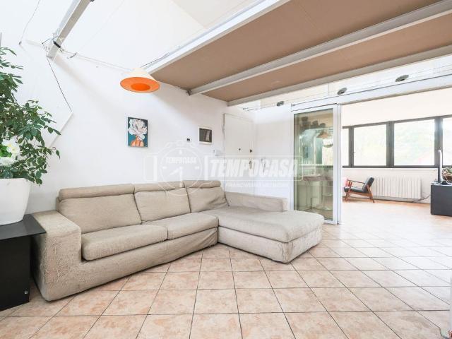 Loft in vendita a Budrio, Reggio Emilia