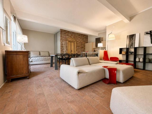 Loft in vendita a Arancio, Camaiore