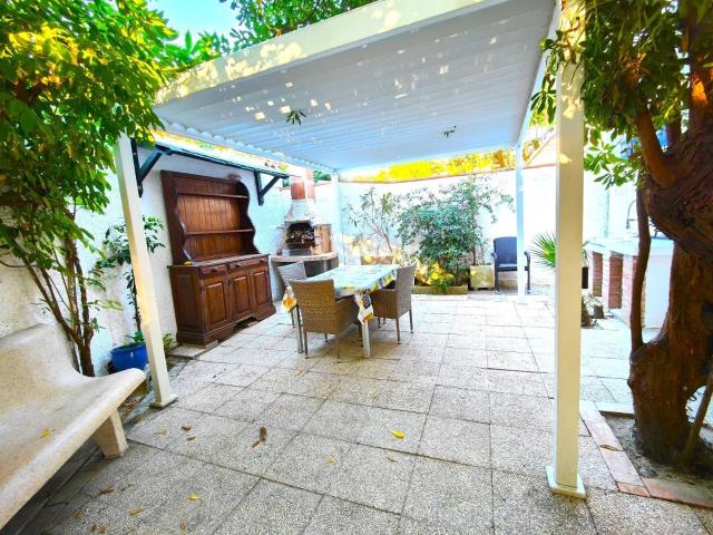 Loft in vendita a Carrara, Toscana