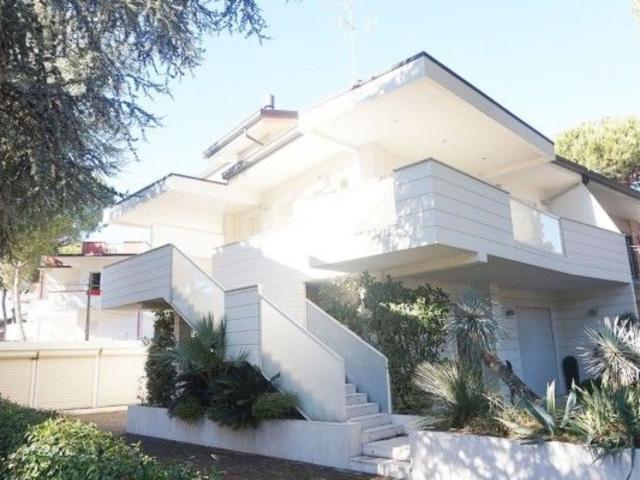 Loft in vendita a Milano Marittima, Cervia