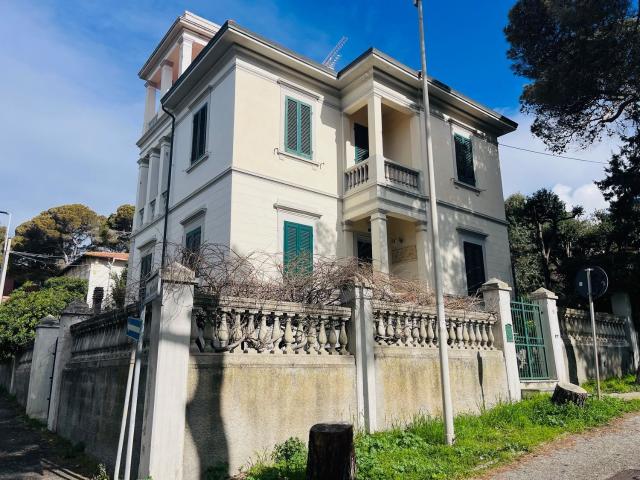 Loft in vendita a Quercianella, Livorno