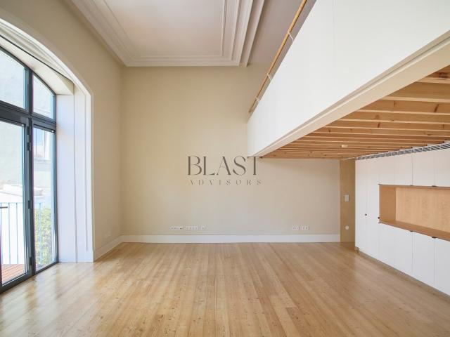 Apartamento venda em Santo António, Lisboa