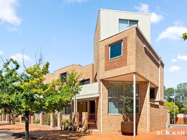 House for rent in Woden, Australian Capital Territory