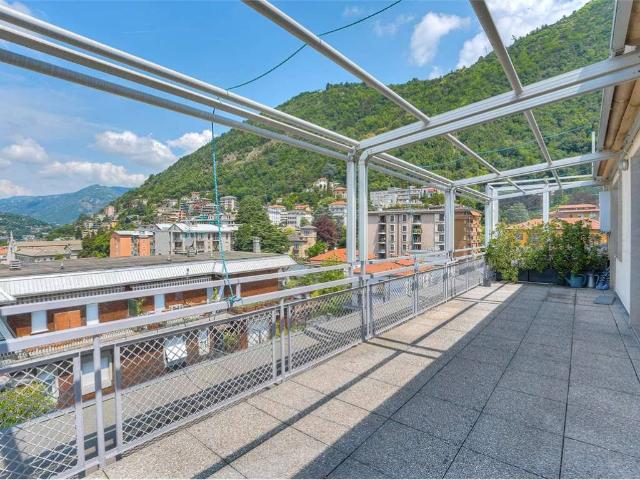 Loft in affitto a Sant'Agostino, Como