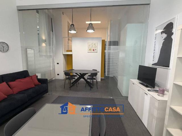 Loft in affitto a Municipio 6, Milano