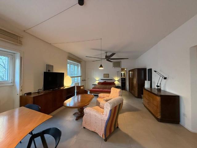 Loft in affitto a Tre Torri, Milano