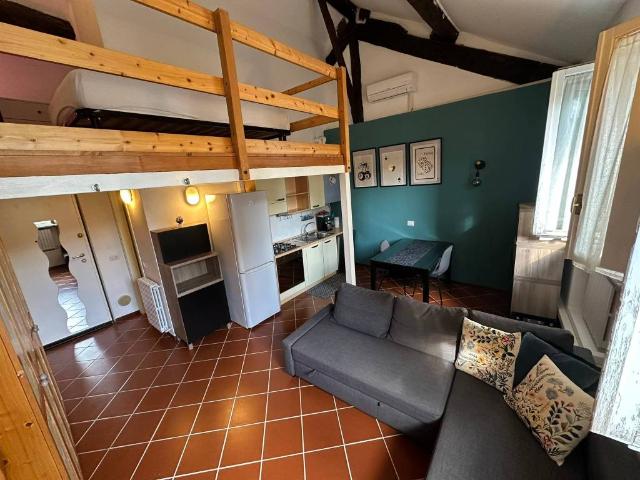 Loft in affitto a Ticinese, Milano