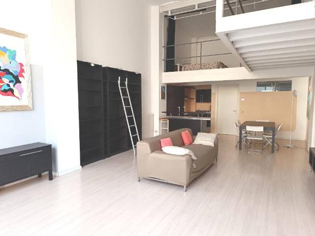Loft in affitto a Municipio 6, Milano