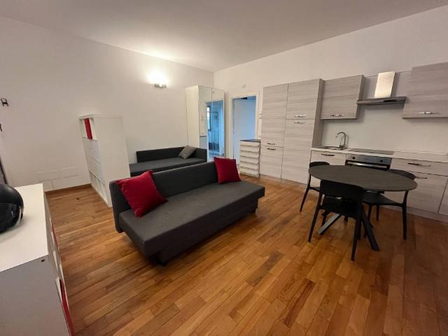 Loft in affitto a Municipio 9, Milano