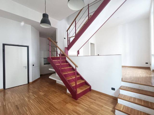 Loft in affitto a Municipio 3, Milano