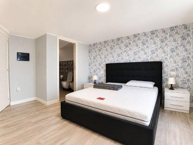 Loft in affitto a Municipalità 1, Campania