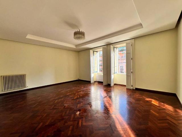 Loft in affitto a Salerno, Campania