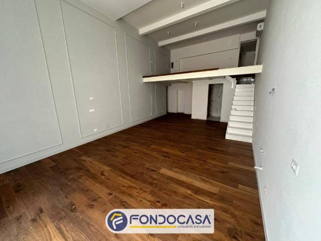 Loft in vendita a Santa Maria Intervineas, Marche