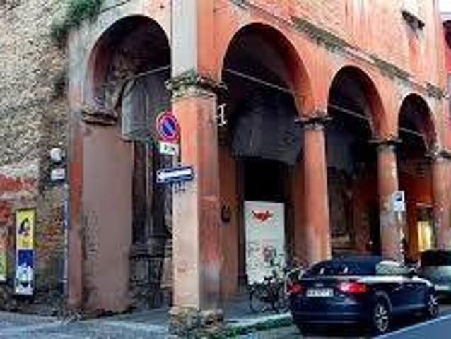 Loft in vendita a Porto-Saragozza, Bologna