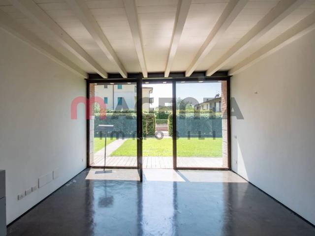 Loft in vendita a Zona Est, Brescia