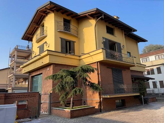 Loft in vendita a Cabiate, Lombardia