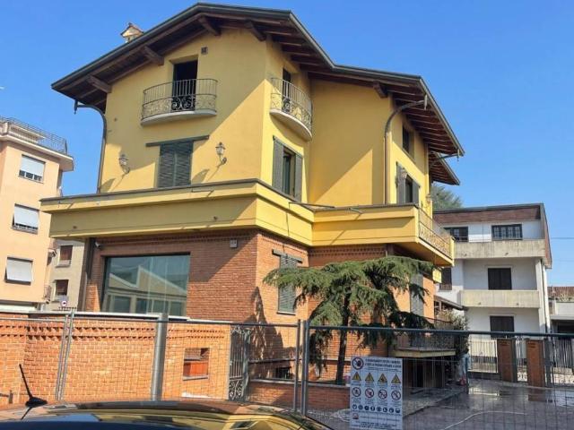 Loft in vendita a Cabiate, Lombardia