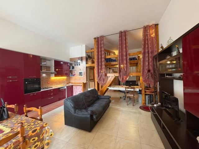 Loft in vendita a Collesalvetti, Toscana