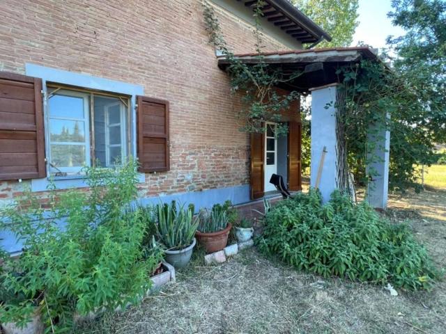 Villa Indipendente in vendita a Crespina Lorenzana, Laura