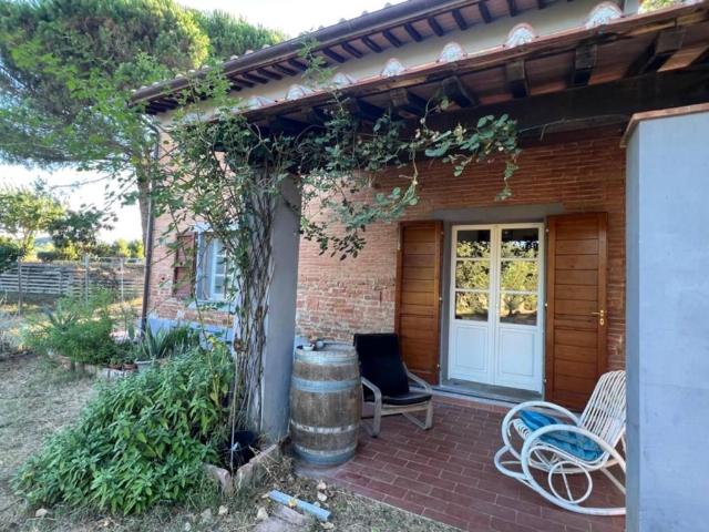 Villa Indipendente in vendita a Crespina Lorenzana, Laura