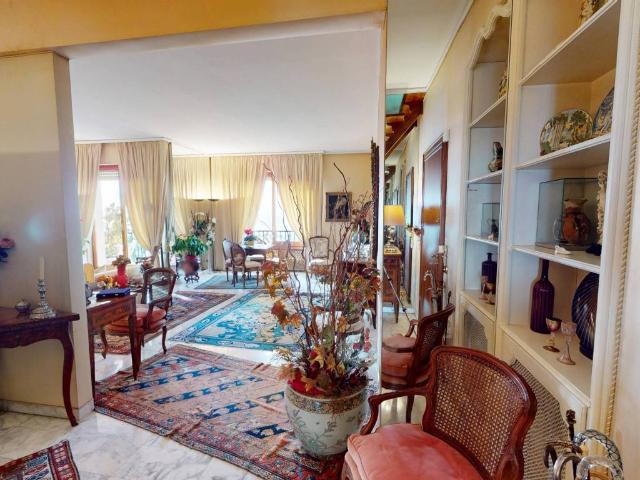 Loft in vendita a Centro Est, Serra Riccò
