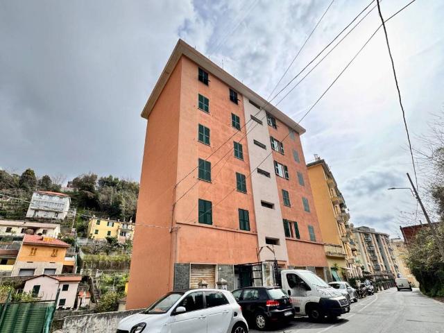 Loft in vendita a Serra Riccò, Genova