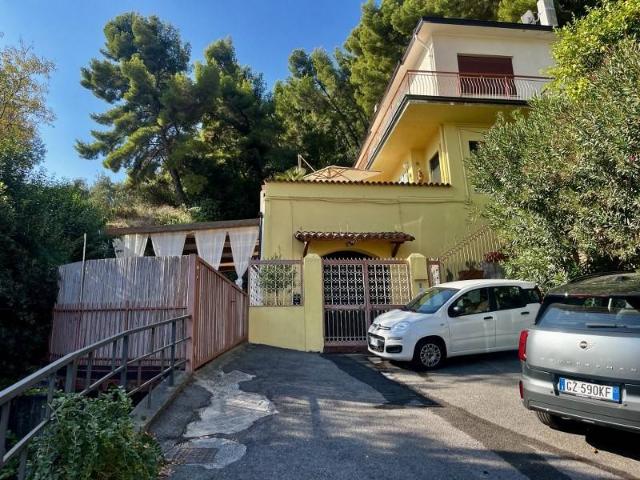 Loft in vendita a Laigueglia, Liguria