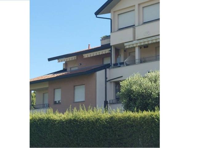 Loft in vendita a Macherio, Lombardia