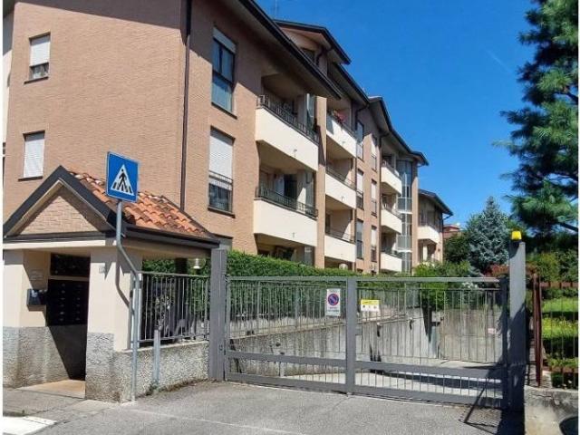 Loft in vendita a Macherio, Lombardia